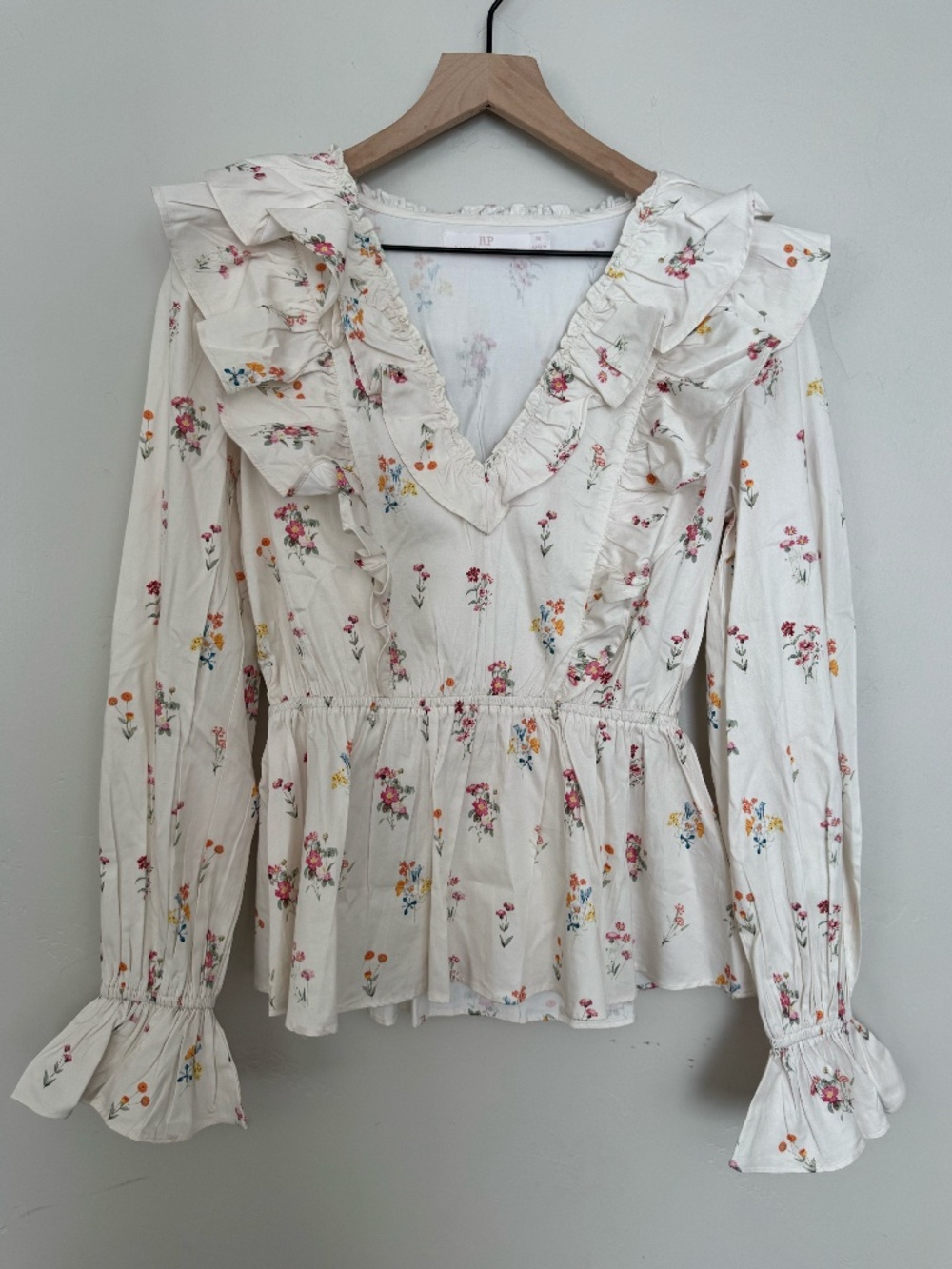 Rachel Parcell Spring Floral Ruffle Top Size M Long Sleeve Romantic Blouse - Picture 4 of 9